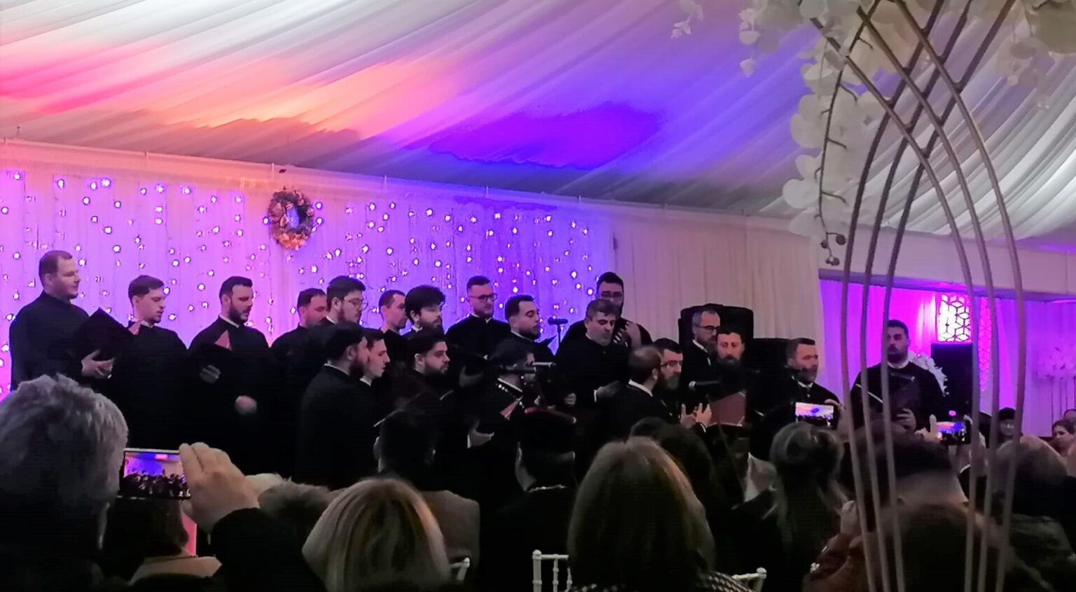 Concert Tronos la Farcașa